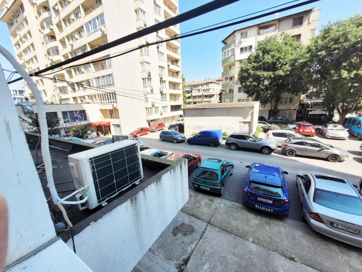 Roma Vandrarhem Varna Exteriör bild